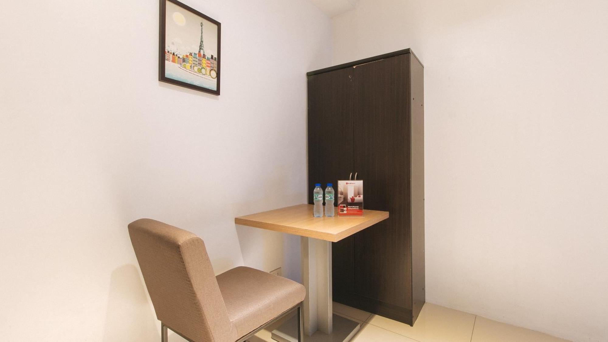 Reddoorz @ Melbourne Suites Makati Makati City Bagian luar foto