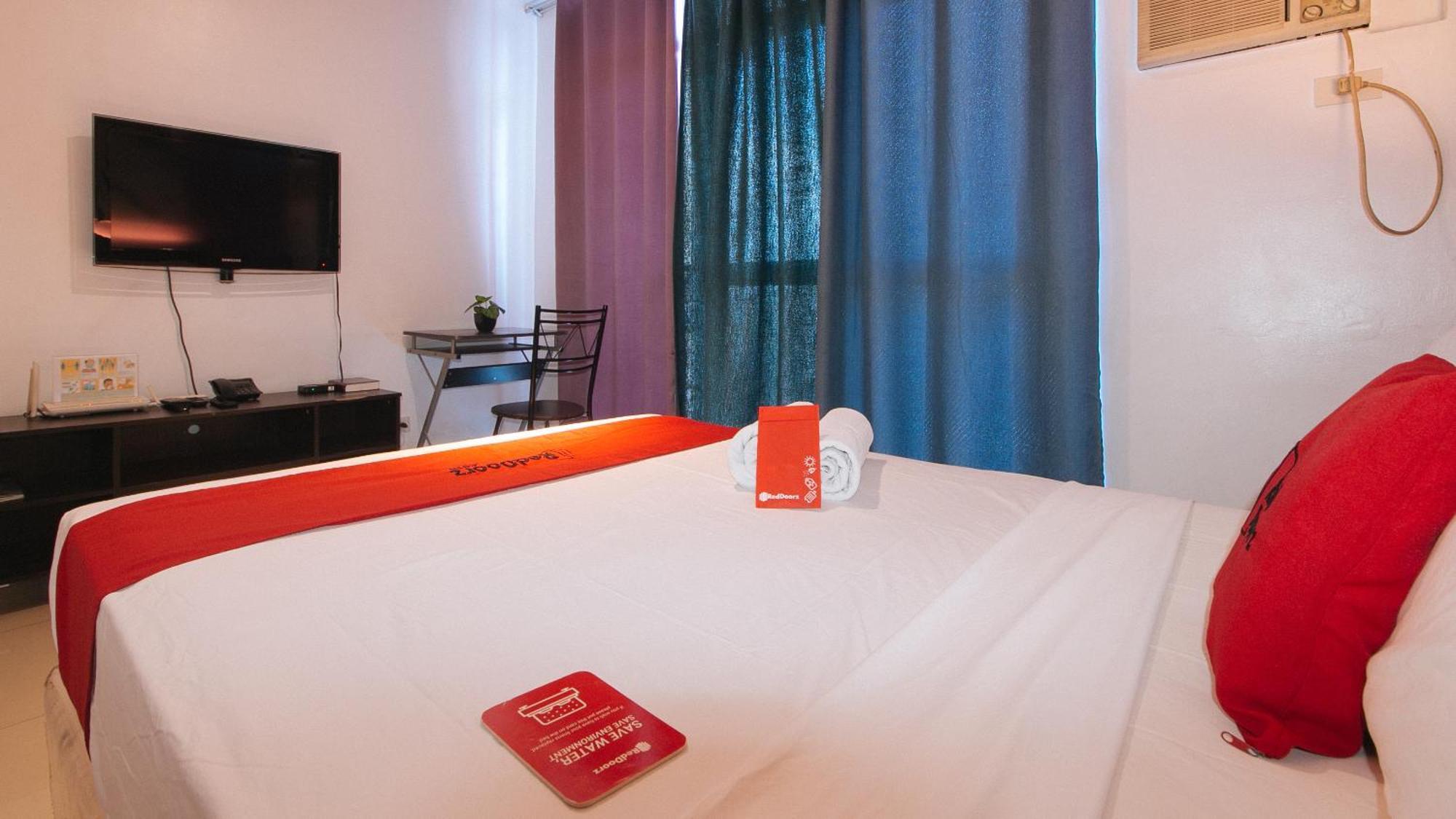 Reddoorz @ Melbourne Suites Makati Makati City Bagian luar foto