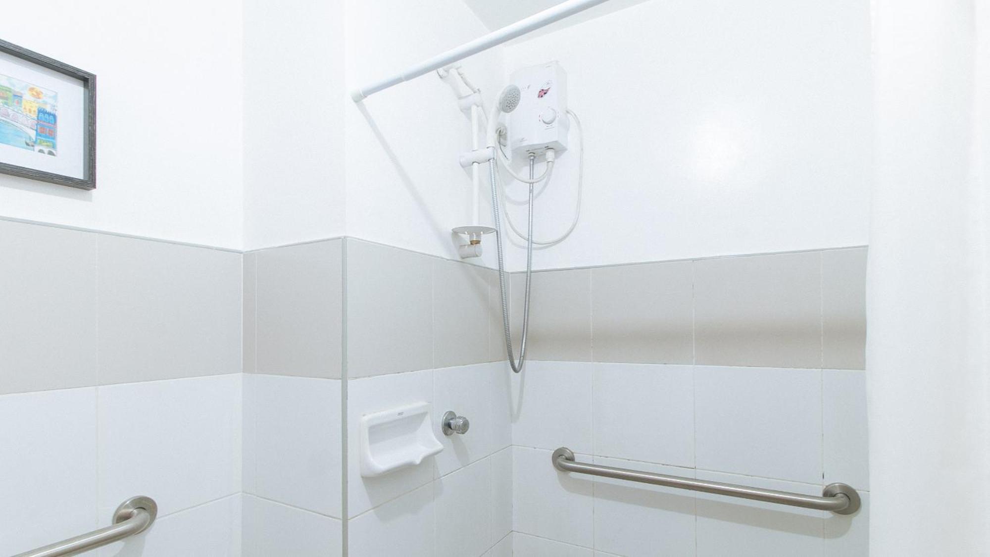 Reddoorz @ Melbourne Suites Makati Makati City Bagian luar foto