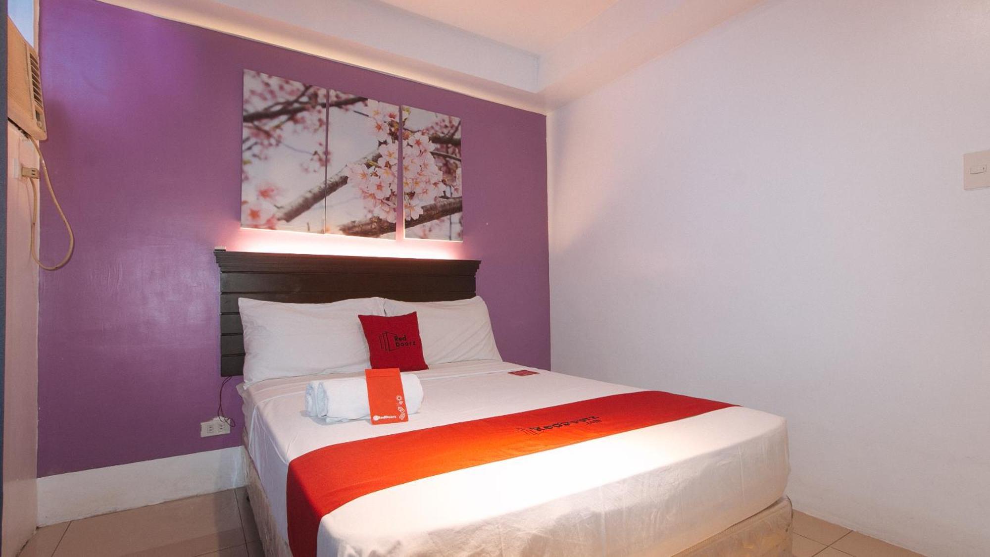 Reddoorz @ Melbourne Suites Makati Makati City Bagian luar foto